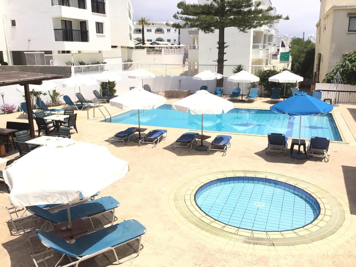 Florea Hotel Apartments Ayia Napa Esterno foto